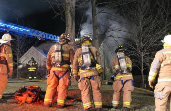 Photo: N/A, License: N/A, Created: 2009:12:29 07:57:03 Fire scene